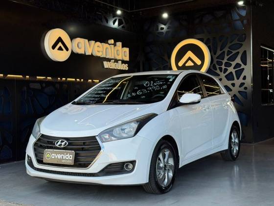 HYUNDAI HB20 1.6 COMFORT PLUS 16V FLEX 4P AUTOMÁTICO HYUNDAI HB20 1.6 COMFORT PLUS 16V FLEX 4P AUTOMÁTICO